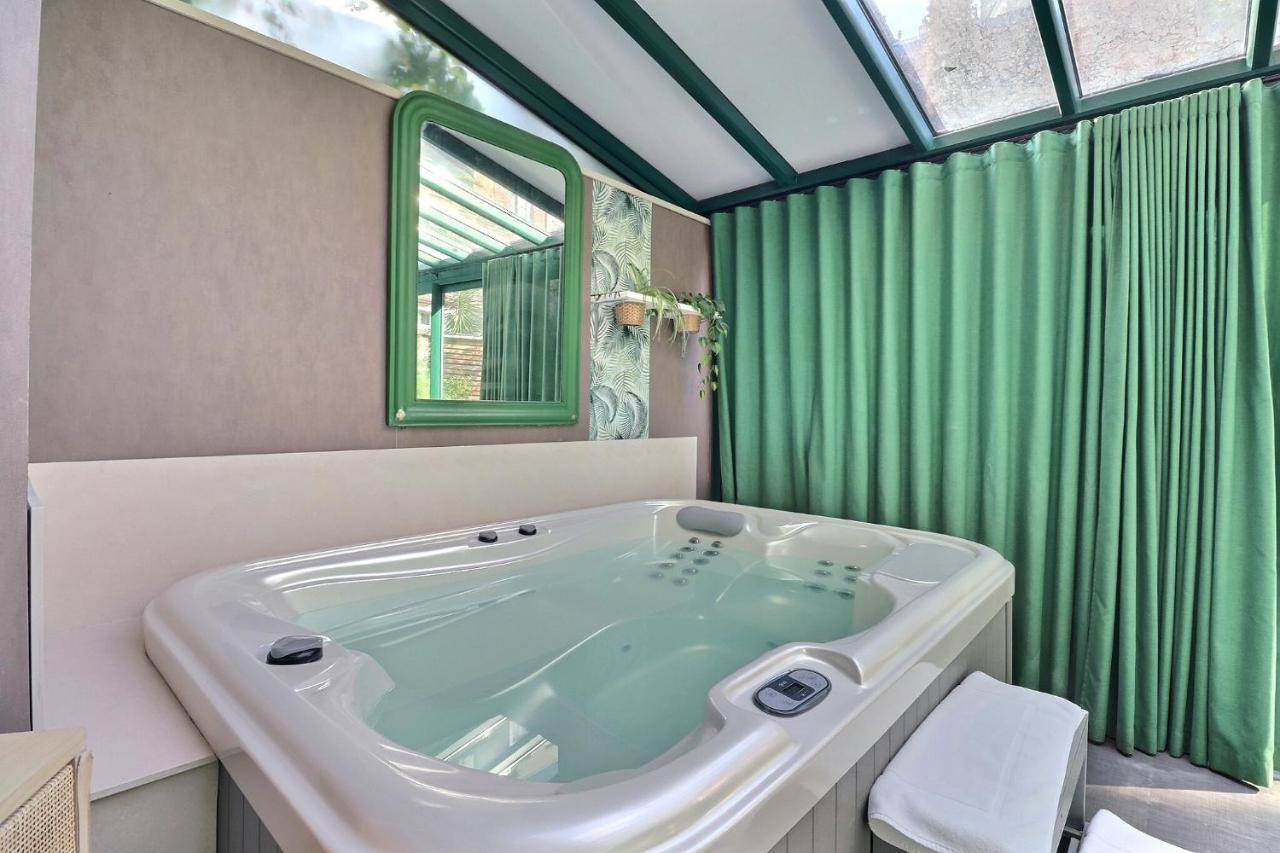 Appart hôtel Garden Centre Gare 4*